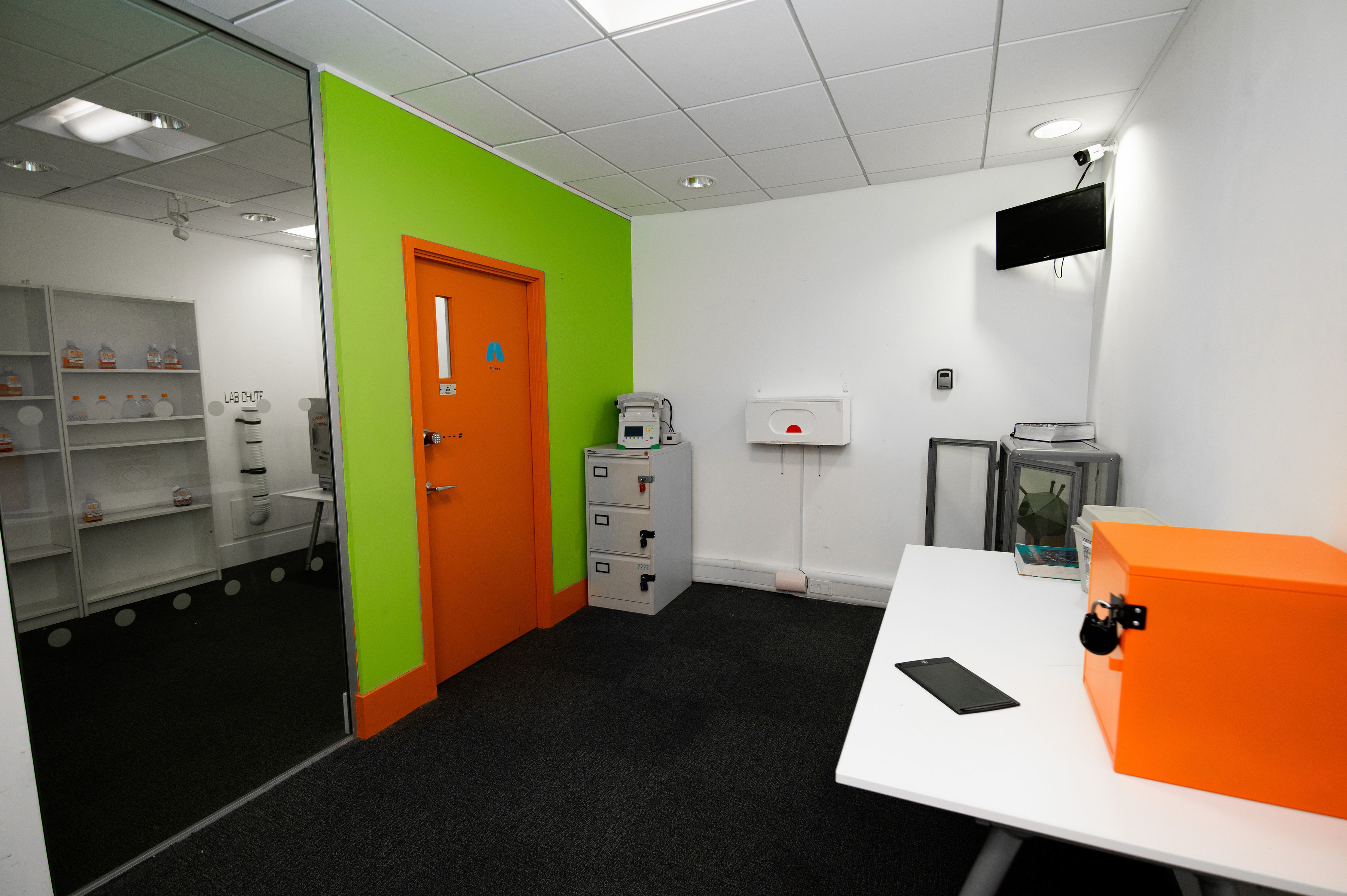 Hire Exitus Escape Rooms Tenovus Virus Tinkerers - Escape Room