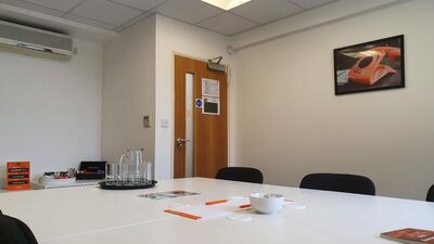 Easyhub Horsham, Meeting Room