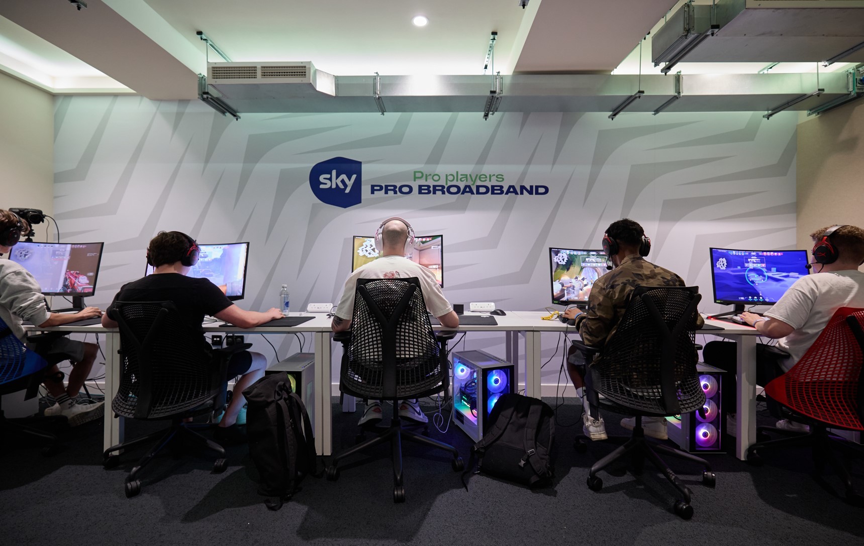 Hire Sky Guild Gaming Centre The Gaming Hub VenueScanner