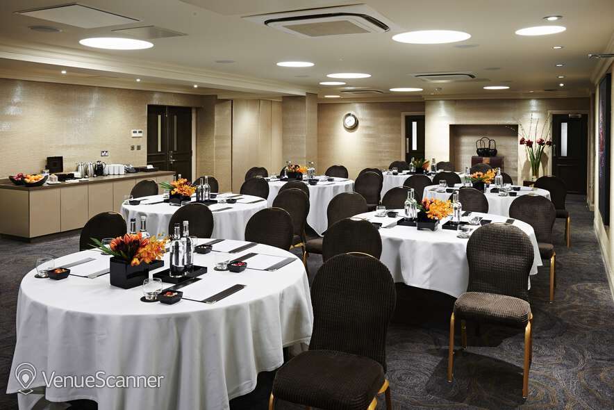 Hire Radisson Blu Edwardian Vanderbilt Victoria And Albert