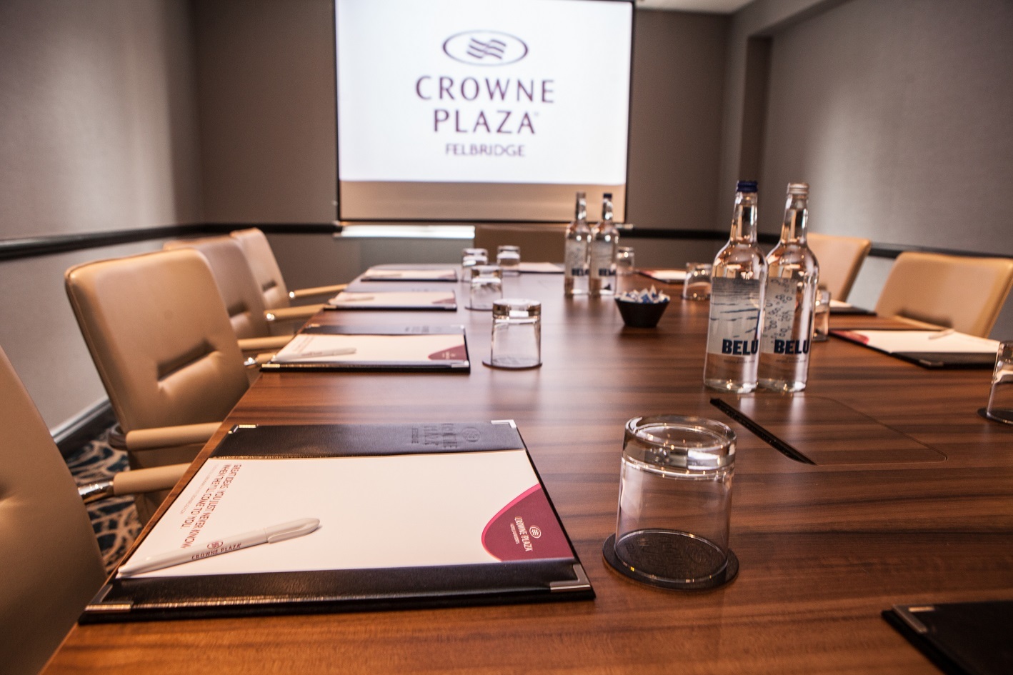 Hire Crowne Plaza Felbridge-gatwick | Chestnut Suite | VenueScanner