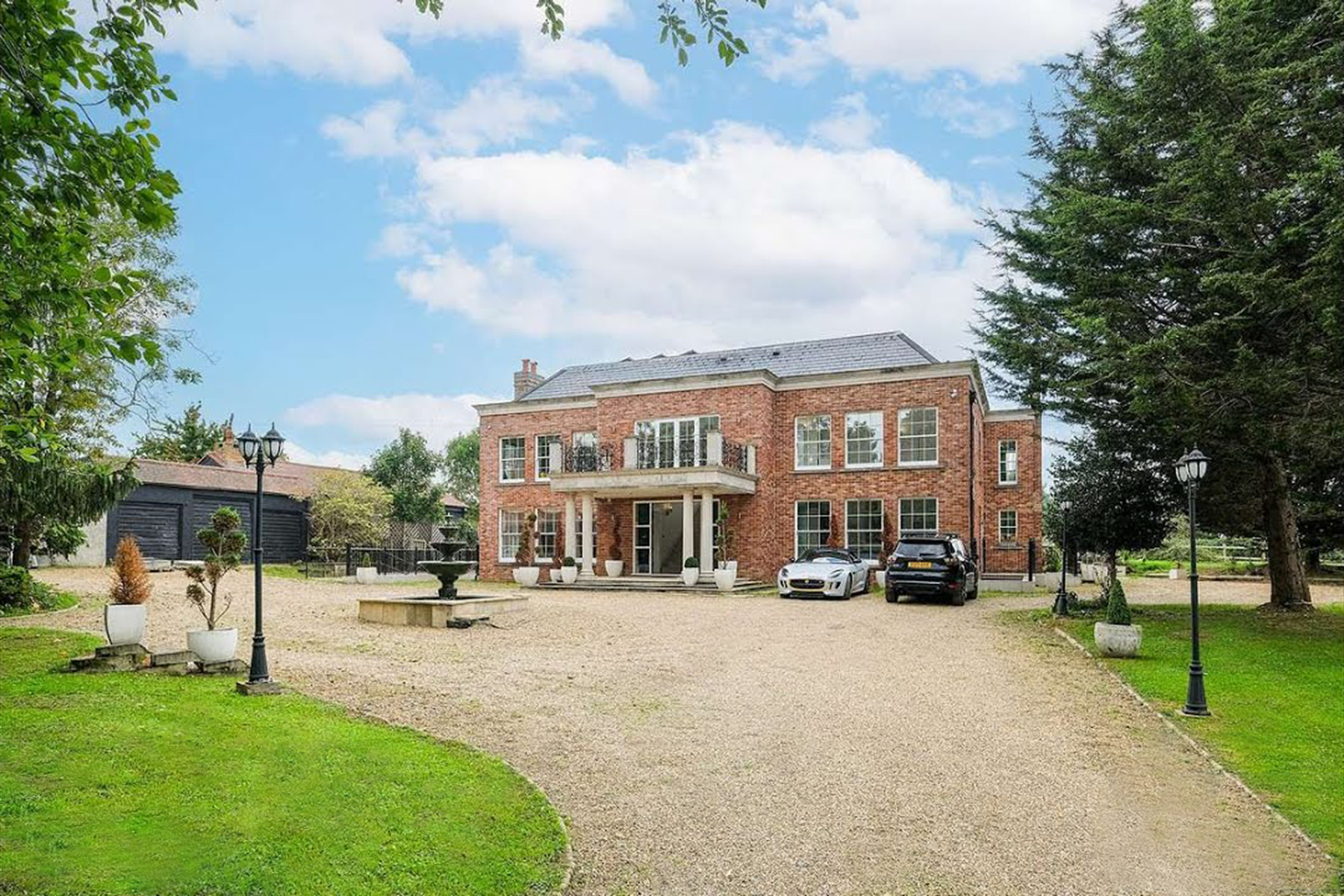 Hire The Essex Mansion & Spa, Chigwell The Essex Mansion & Spa