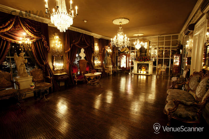 Hire Beach Blanket Babylon Exclusive Venuescanner Hire Beach Blanket Babylon Exclusive 2