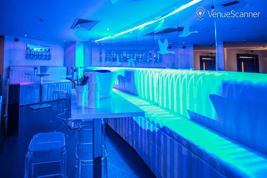 Hire Oracle Bar Leeds First Floor Club VenueScanner