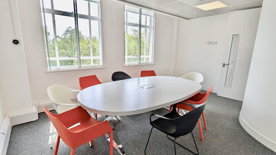 eOffice Holborn, Meeting Room For Up To 8 People