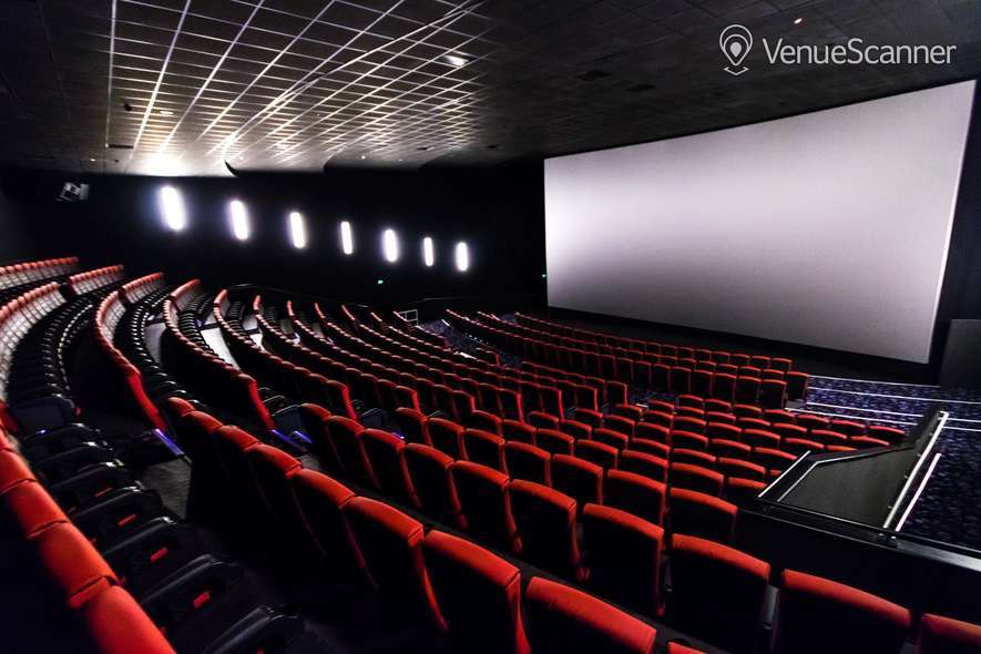 Hire Cineworld Nottingham Screen 10 436 Seats VenueScanner