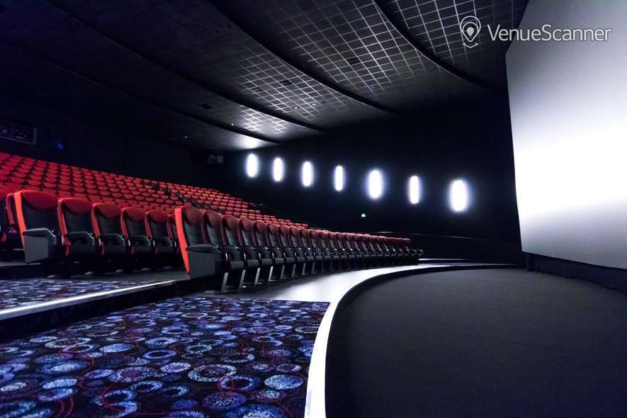 Hire Cineworld Nottingham Screen 10 436 Seats VenueScanner