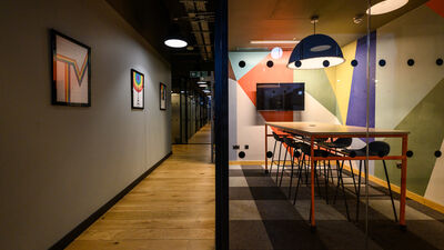 Citibase London Holborn, Newton