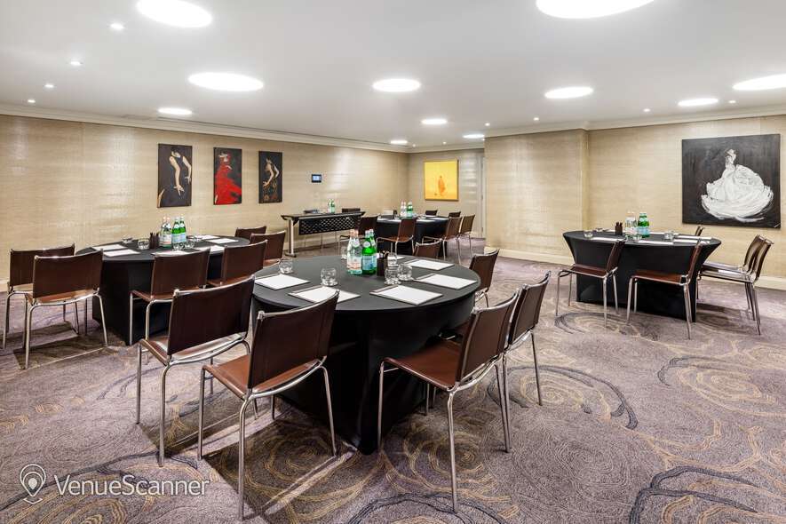 Hire Radisson Blu Edwardian Grafton Bedford
