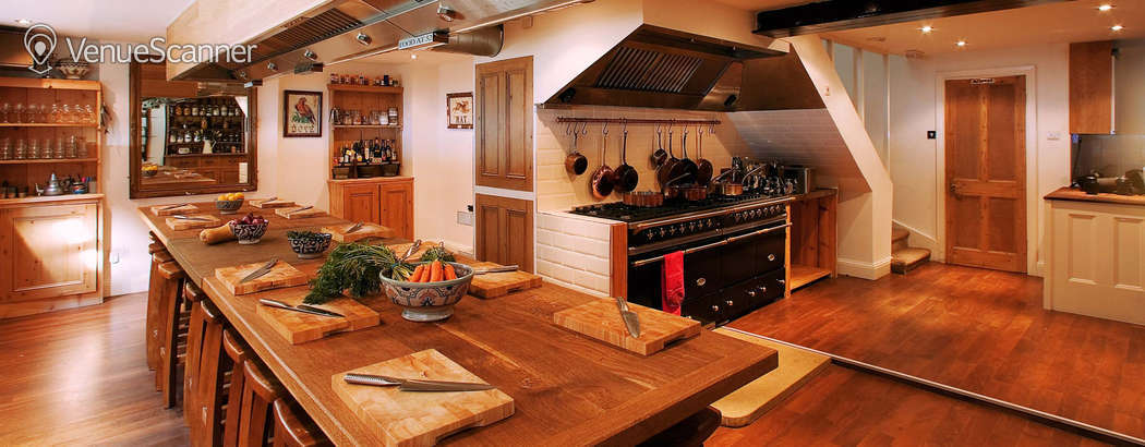 Hire Food At 52 Cookery School | School | VenueScanner