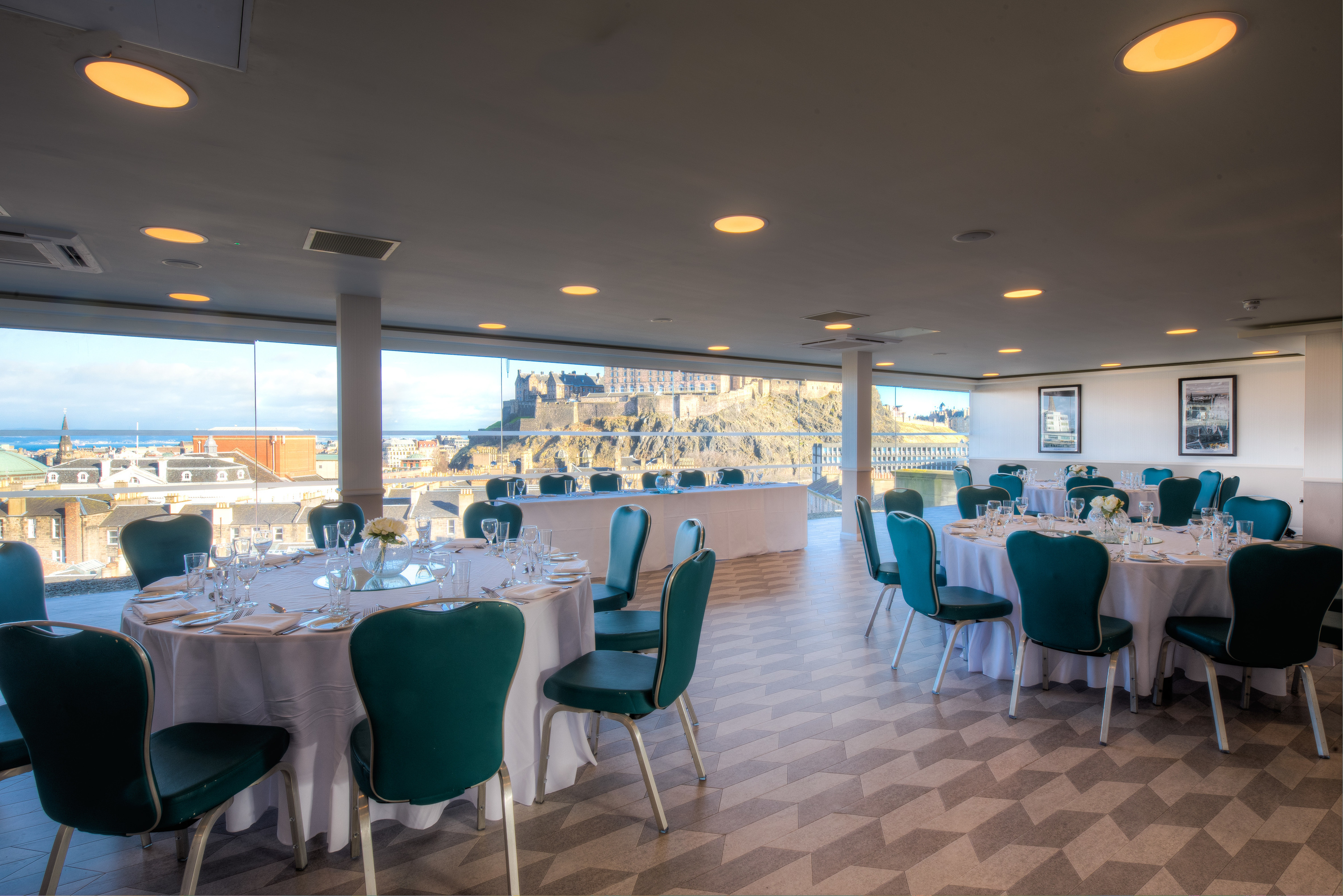 Hire doubletree by hilton edinburgh city centre the penthouse