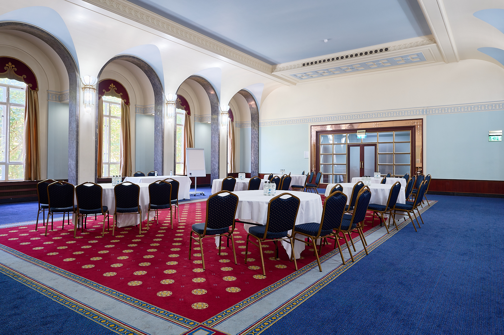 Hire Portsmouth Guildhall | VenueScanner